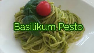 Basilikum Pesto  schnelle Küchevegetarisch [upl. by Lunt]