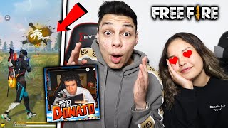 ¡REACCIONAMOS a LAS MEJORES JUGADAS de SU NOVIO THE DONATO FREE FIRE impresionante [upl. by Anerys]