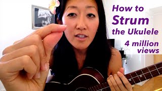 How To Strum the Ukulele  Beginner Uke Tutorial [upl. by Htebazie]