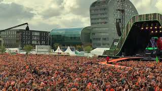 Snollebollekes “Links rechts” 538 Koningsdag 2019 Breda [upl. by Adnilym]