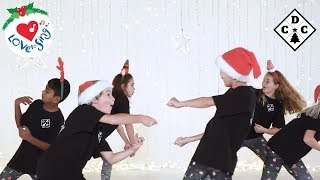 Pop Bang Crack Christmas Cracker Dance  Christmas Dance Song [upl. by Odeen]