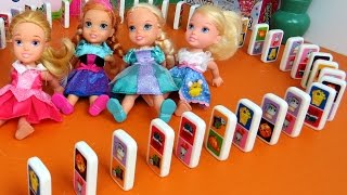 DOMINO Shopkins  Elsa Anna toddlers amp friends play [upl. by Brynne907]