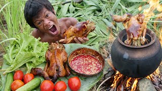 Primitive Technology  Kmeng Prey  Cooking Chicken In Clay Pot [upl. by Nediarb323]