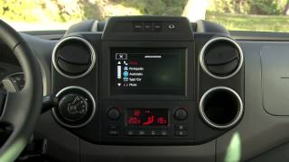 Nouveau Citroën Berlingo Multispace  Le Mirroring Screen [upl. by Timon887]