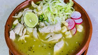 Pozole verde delicioso y rápido [upl. by Thenna]