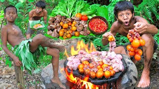 Primitive Technology  Cook On Arock Recipes  Cooking Chicken Egg Intestine [upl. by Tse]