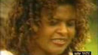 Hamelmal Abate አመልማል አባተ Enkuan Aderesachu [upl. by Marisa844]