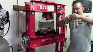 Grizzly T27978  50Ton AirHydraulic Shop Press [upl. by Konstantine592]